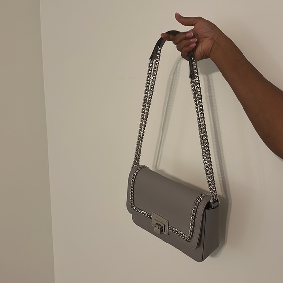 Bought this purse brand new from Michael Kors probably used it twice. Like new - Picture 3 of 5